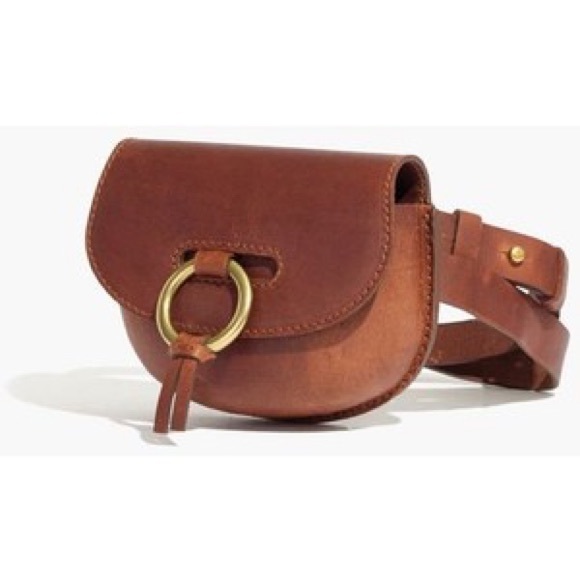Madewell Handbags - Madewell the Lisbon leather hip pouch belt